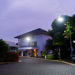 Nava Magnolia Hotel